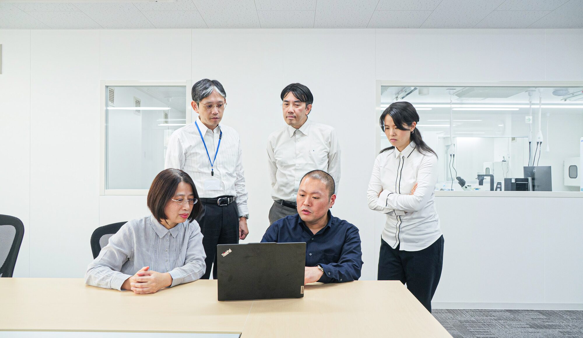 研究チームの打ち合わせ